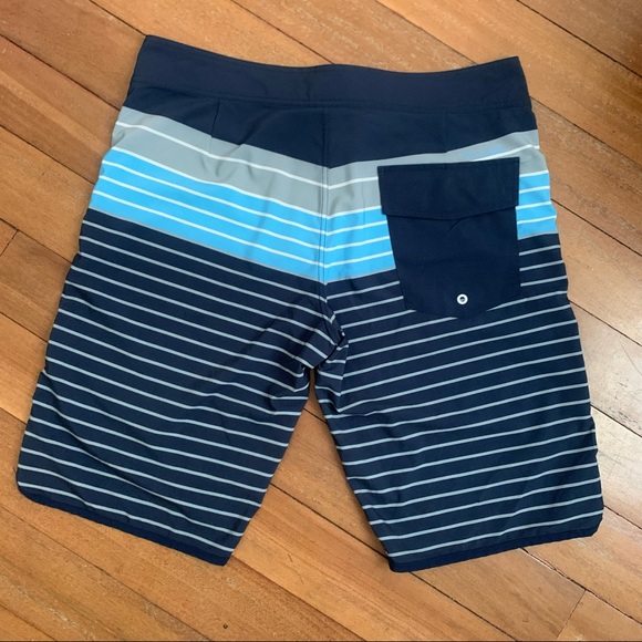 Travis Mathew Draw The Line Board Shorts - Picture 4 of 8